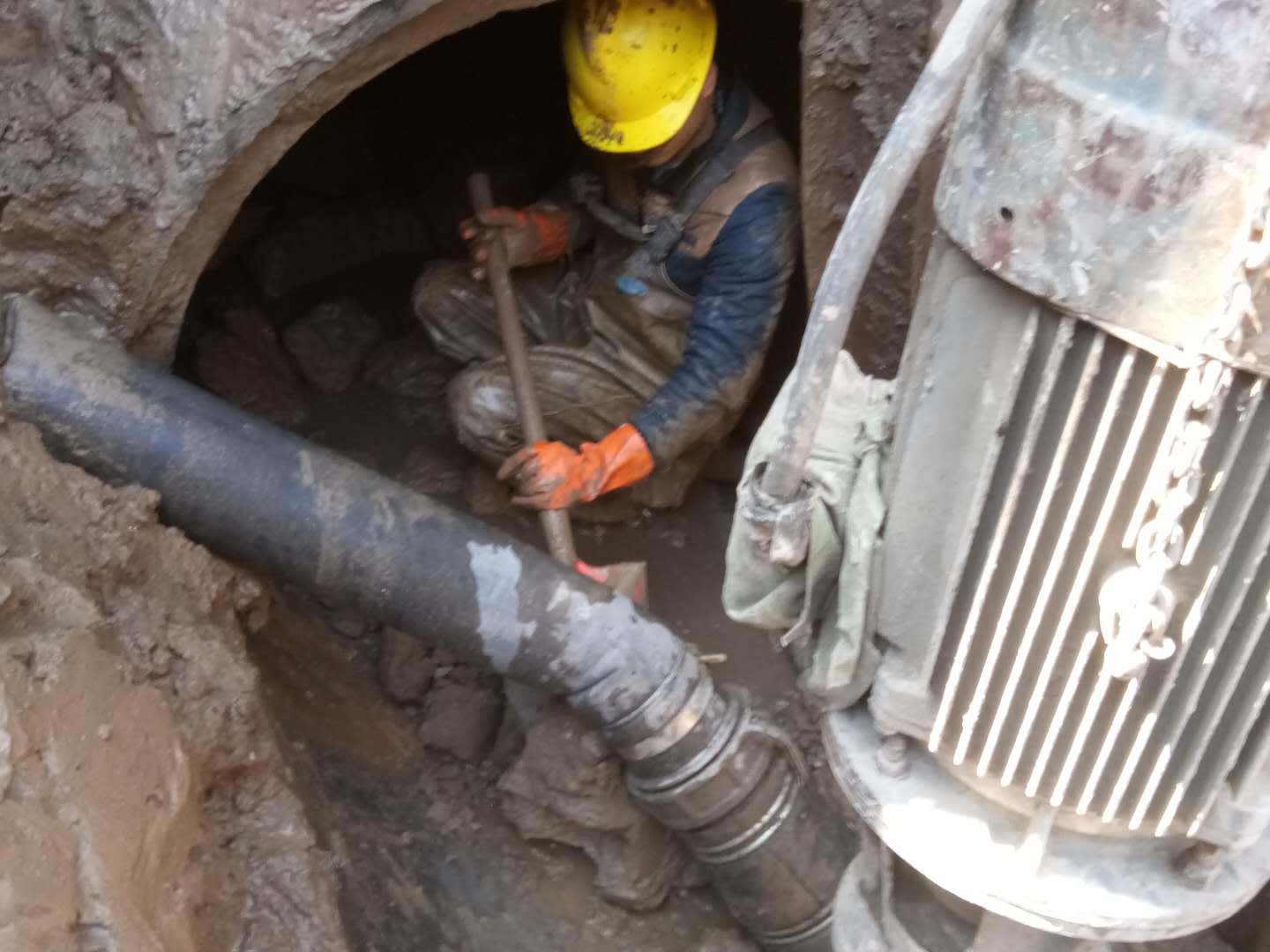 工布江达管道清淤